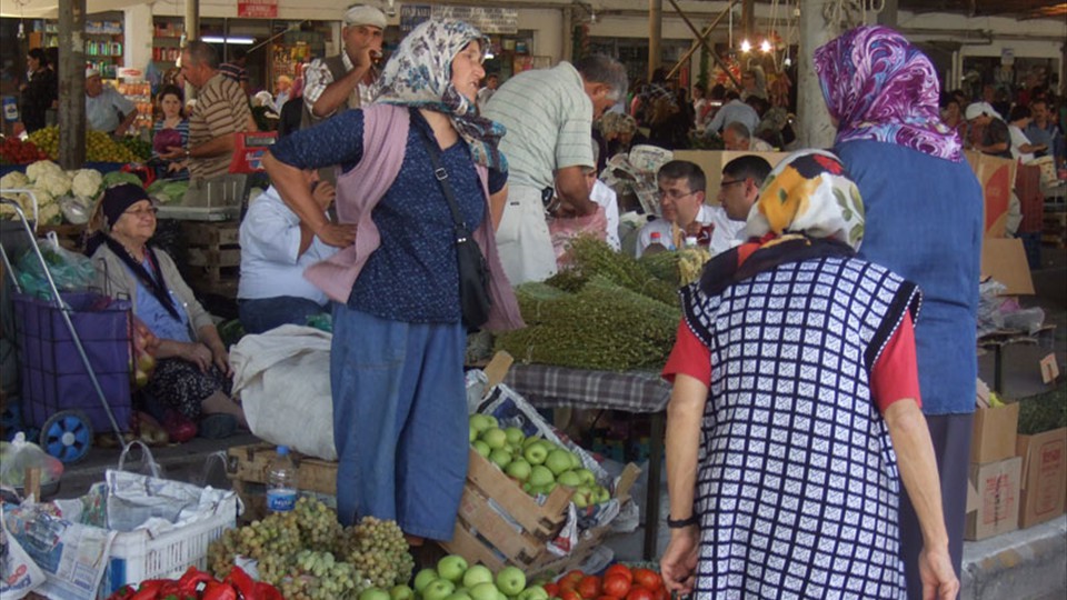 Muğla - typical market scene