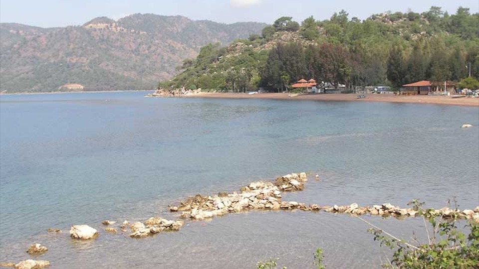 Hisarönu - Shoreline in early Spring