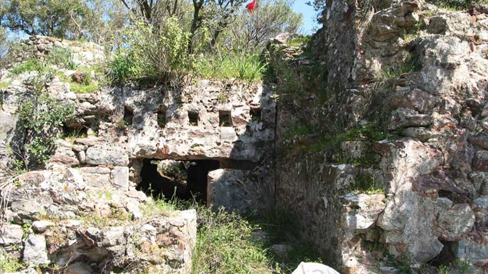 Hisarönu - Castle ruins