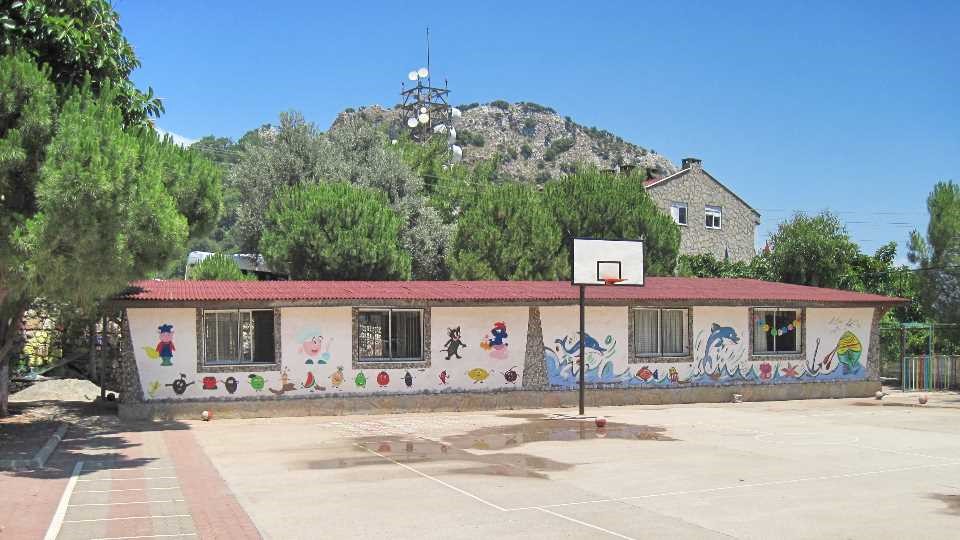 The colourful 'Adobe' building at Turunç School